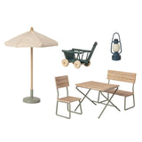 Outdoor Furniture and Accessory Bundle