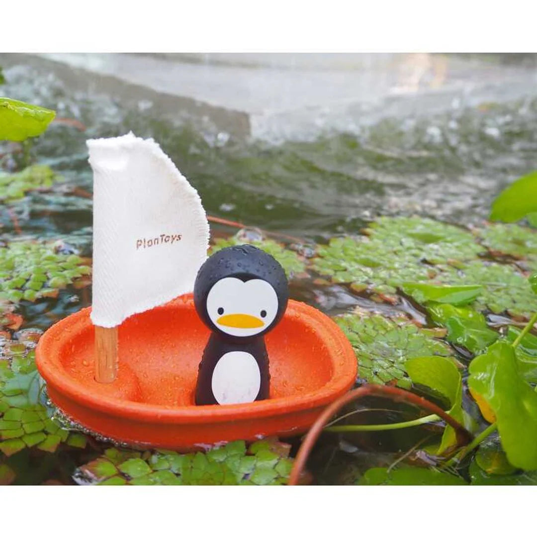 Sailing Boat - Penguin