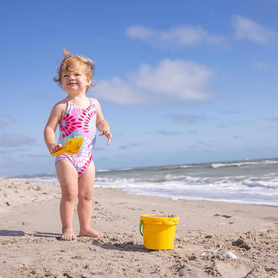 Children's Small Pail for Sand and Snow