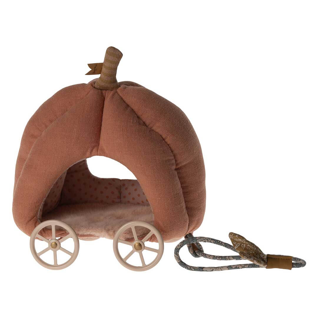 Pumpkin Carriage for Mice