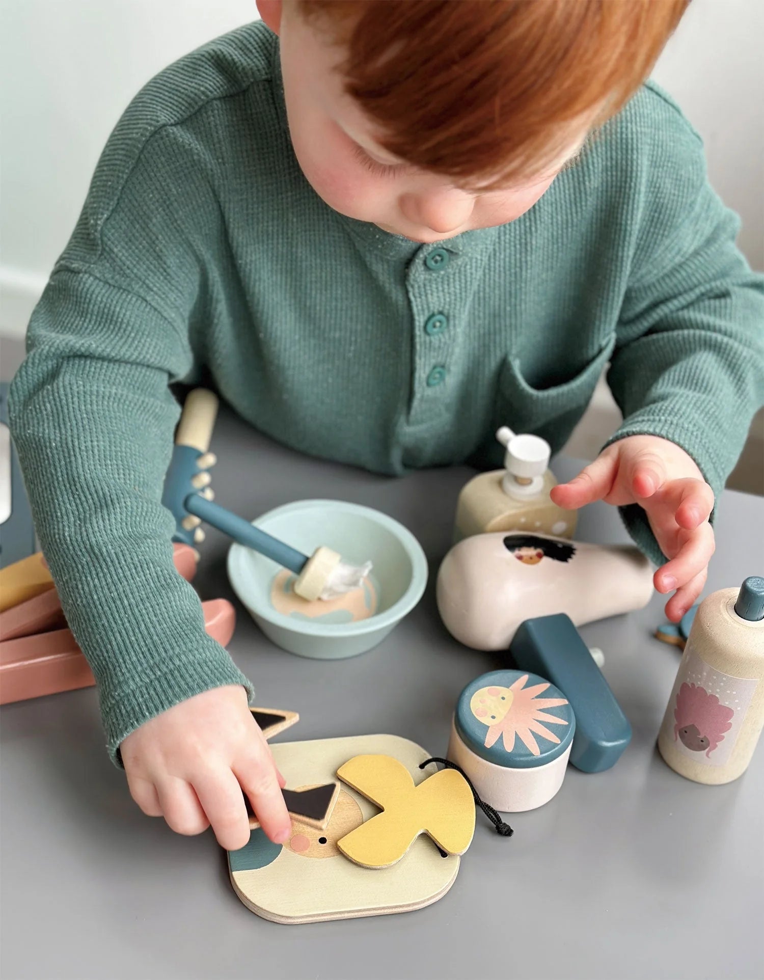 Wooden Play Hair Salon