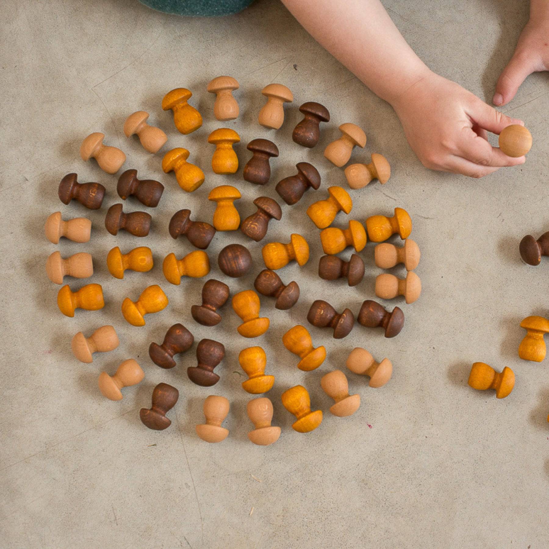 Wooden Mandala Set, Little Mushrooms