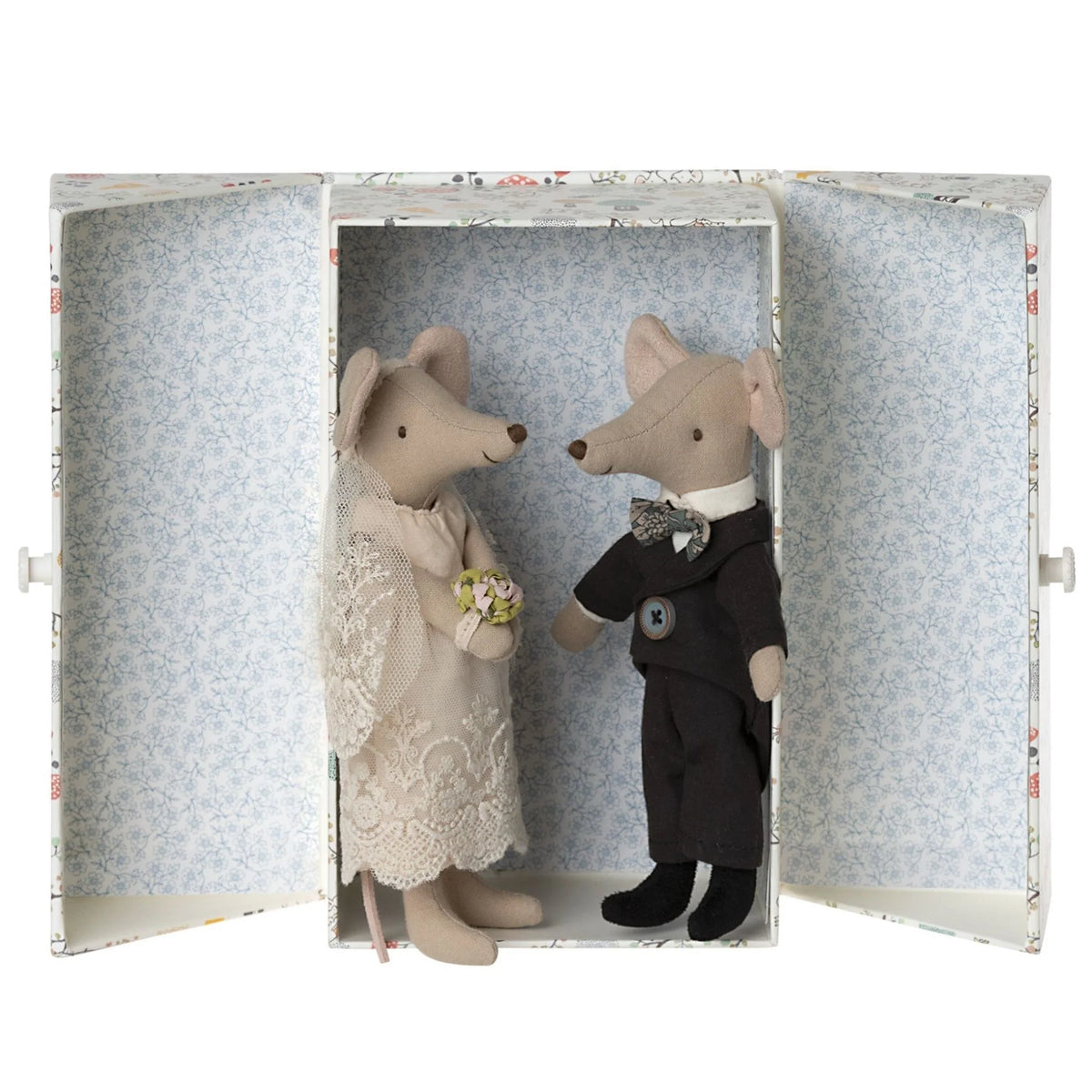 Wedding Mice in a Box