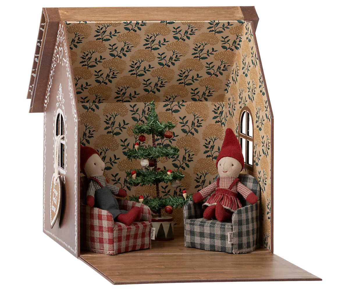 Gingerbread House, Small